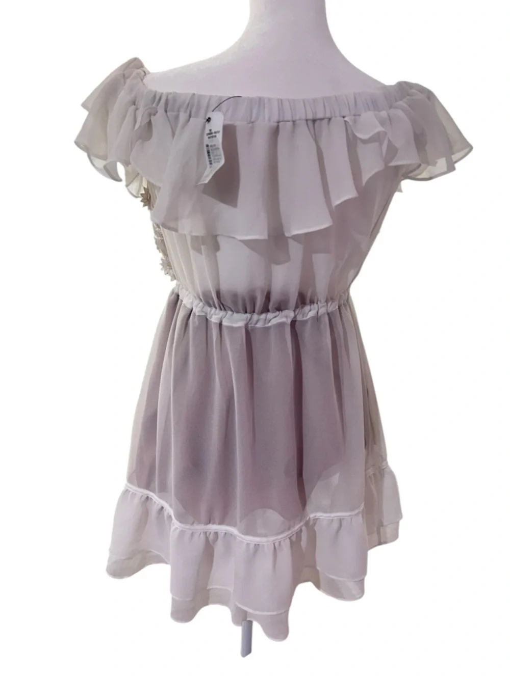 For love and lemons Caroline mini daisy embroidered dress - Picture 6 of 9